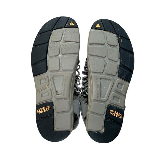 KEEN UNEEK Sandals in Light Gray Size 13 - Picture 7 of 8